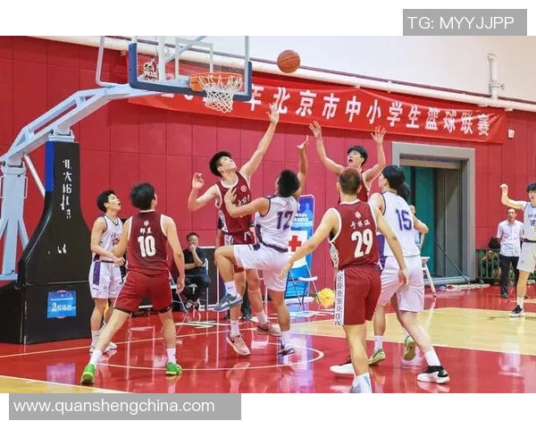 北京篮球队在世界锦标赛中的默契配合与战术执行分析 北京篮球队在世界锦标赛中的默契配合与战术执行分析