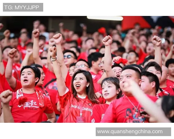 成都足球队以75分领跑城市联赛积分榜展现强劲实力 成都足球队以75分领跑城市联赛积分榜展现强劲实力