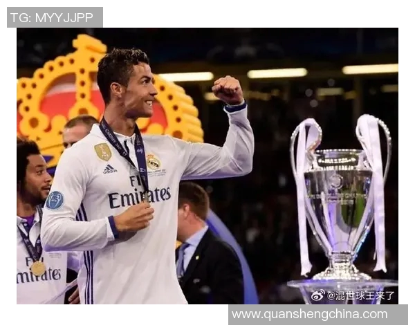 抽取足球巨星C罗的精彩瞬间与传奇故事,感受他的足球魅力与不屈精神 抽取足球巨星C罗的精彩瞬间与传奇故事,感受他的足球魅力与不屈精神