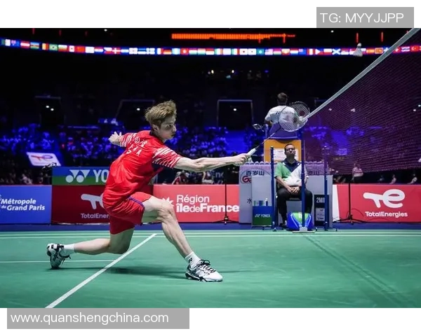 广州羽毛球队在世锦赛中的默契配合与战术分析